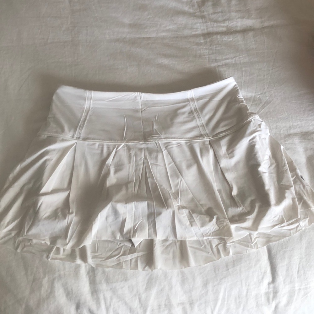 White lululemon skirt